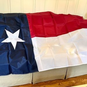 Texas Flag 4ft x 6 ft Heavy Duty Nylon w Embroidered Star